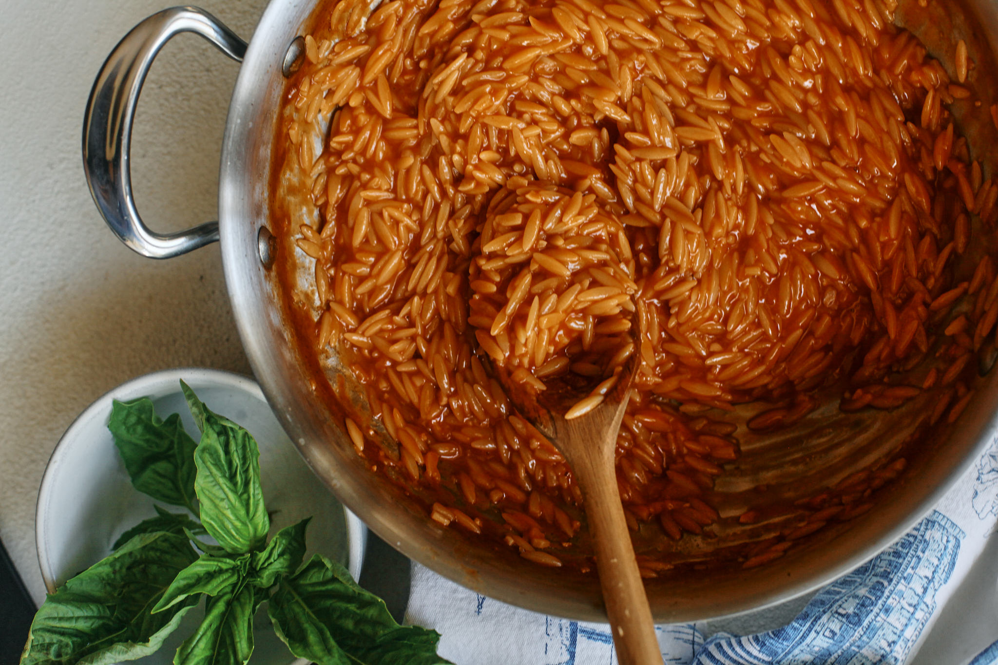 one pot creamy tomato orzo