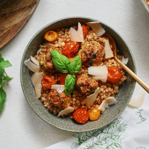 Lemon chicken florentine meatballs with couscous