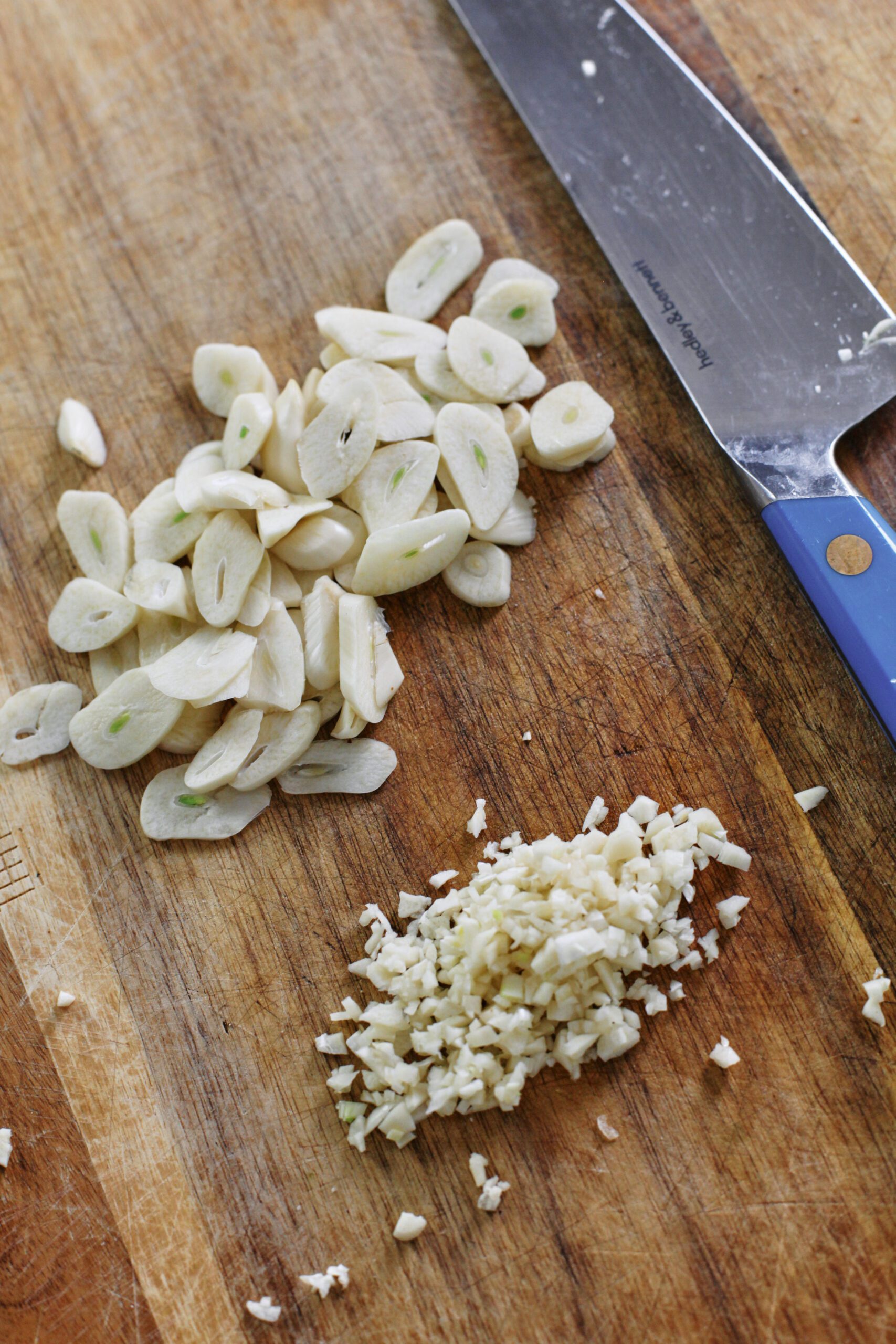 garlic thinly sliced and garlic minced finely