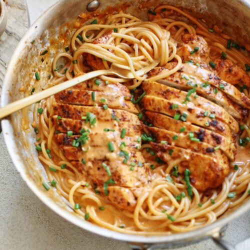 roasted garlic spaghetti with seared chicken